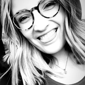 Meet your Posher, Katelyn